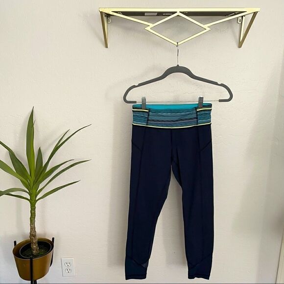 LULULEMON Navy Blue Turquoise Neon Yellow Trim Leggings